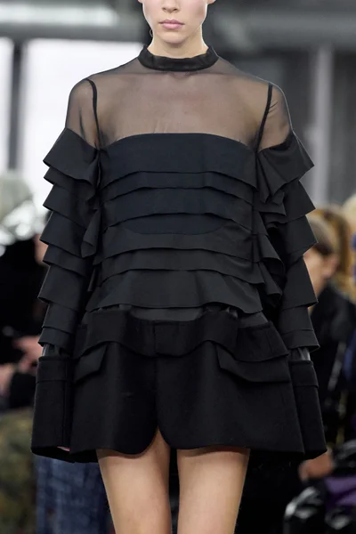 Look 52